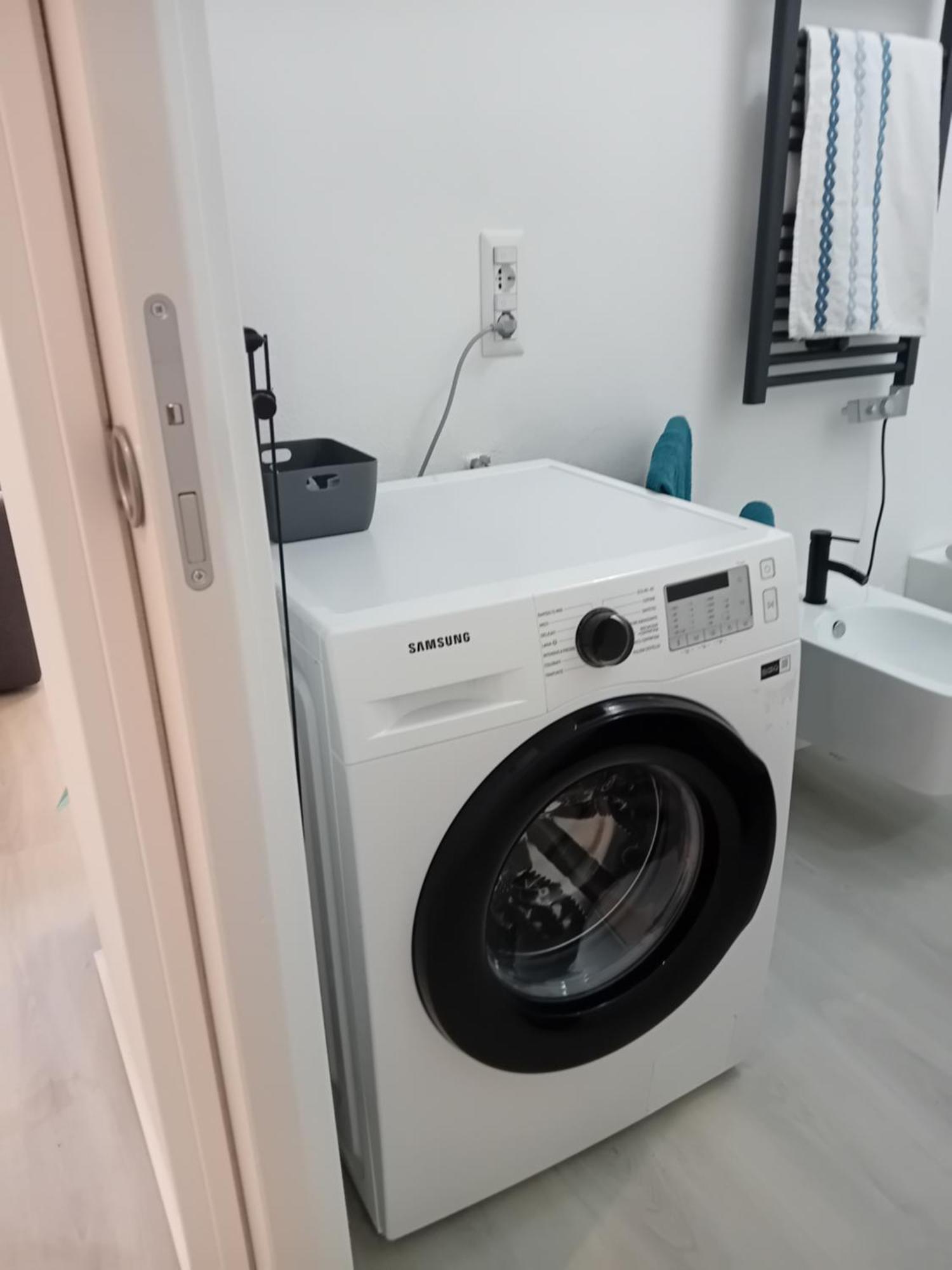 History Luxury Central Apartment By Revenue House Комо Екстериор снимка