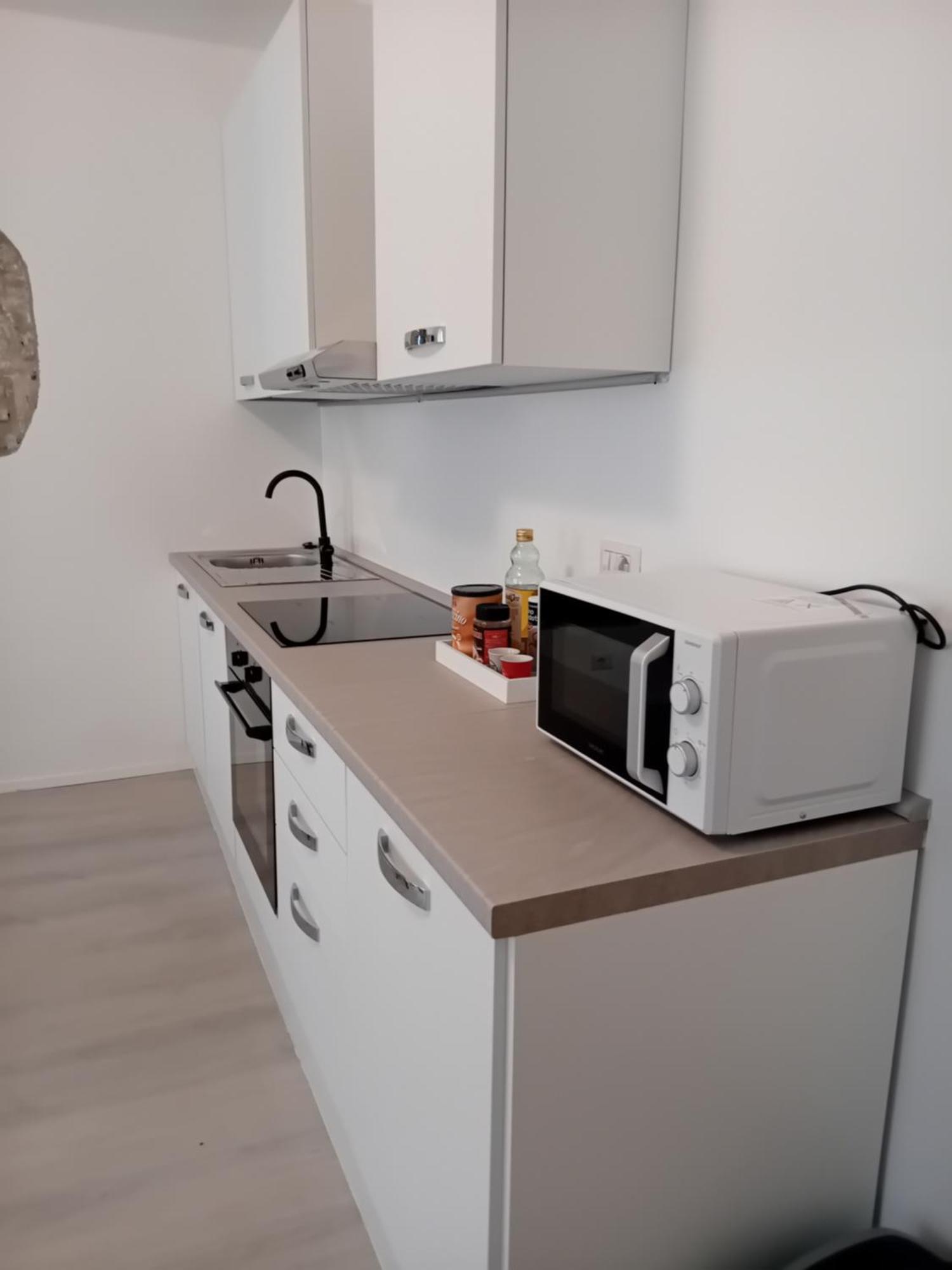History Luxury Central Apartment By Revenue House Комо Екстериор снимка