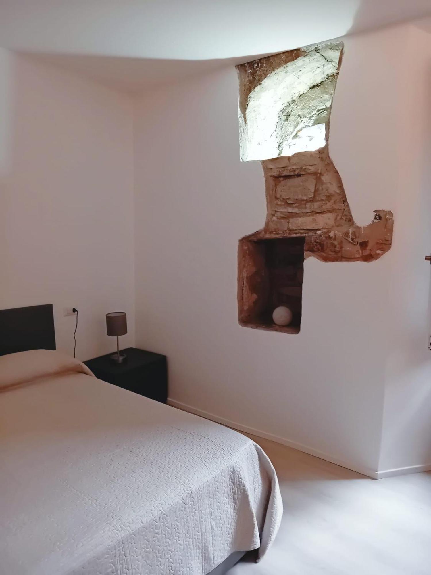 History Luxury Central Apartment By Revenue House Комо Екстериор снимка